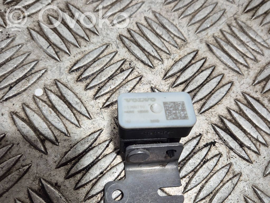 Volvo XC60 Airbagsensor Crashsensor Drucksensor 