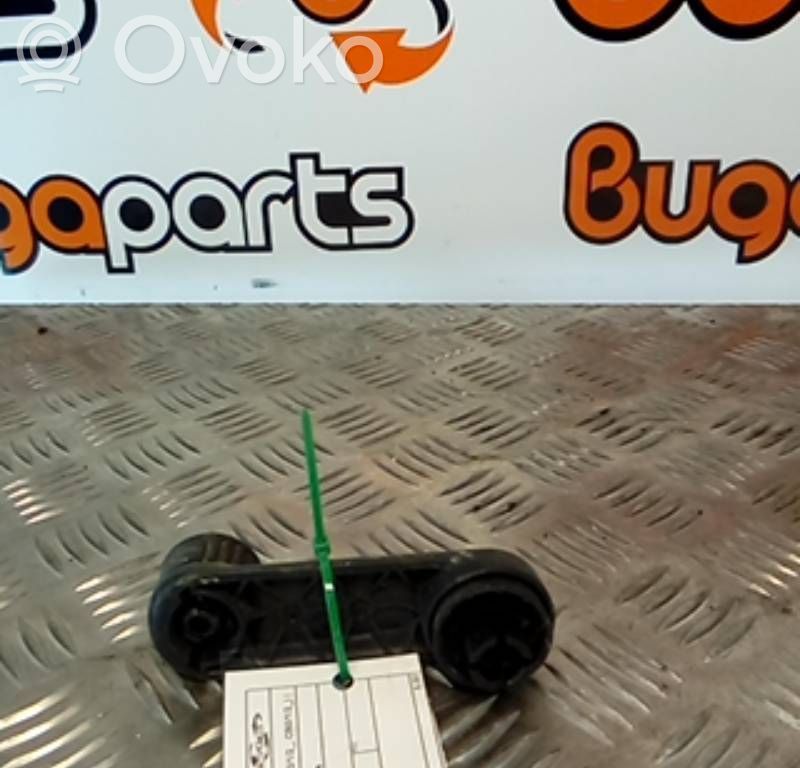 Loga atvēršanas rokturis   7700811387