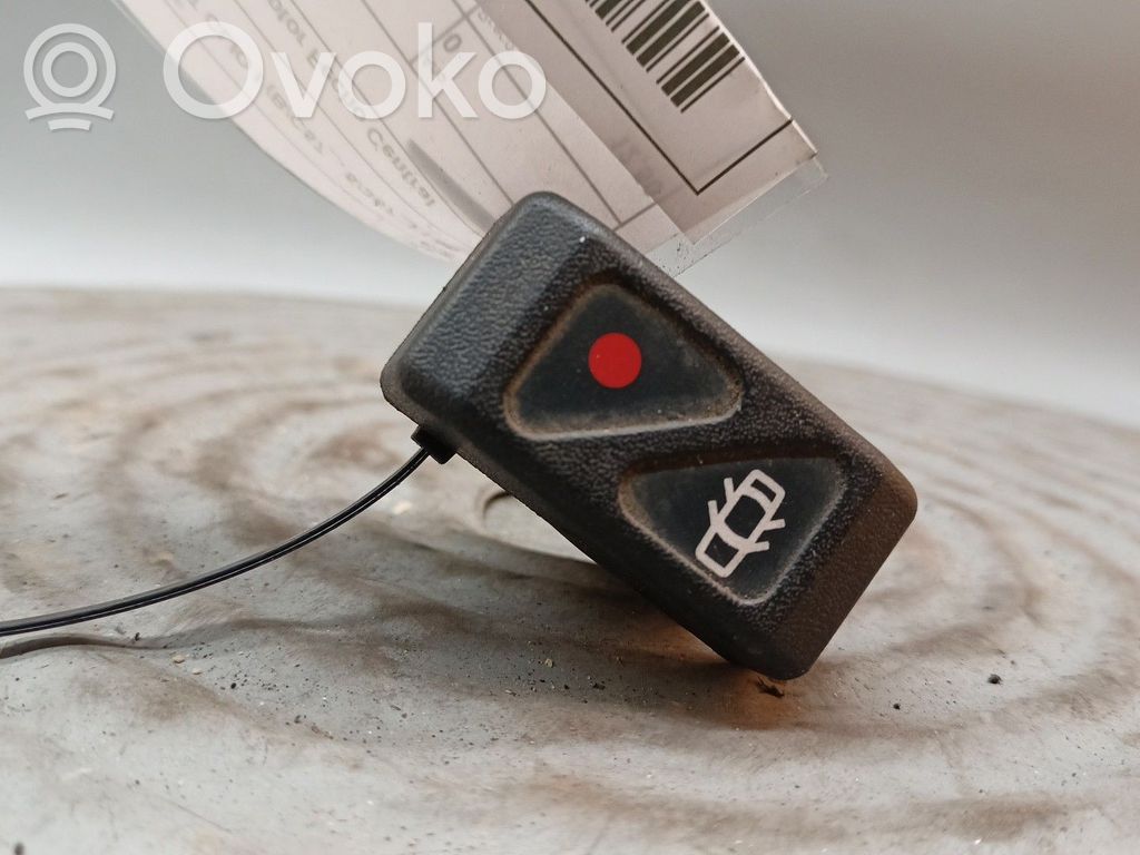 Renault Clio I Centrinio užrakto jungtukas 