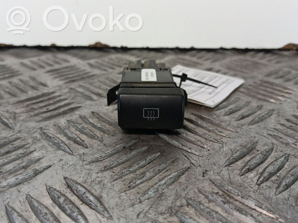 Windscreen/window heater switch   6L1959621