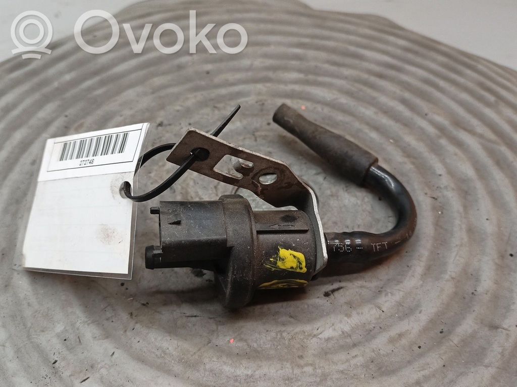 Opel Corsa B Cartucho de vapor de combustible del filtro de carbón activo 