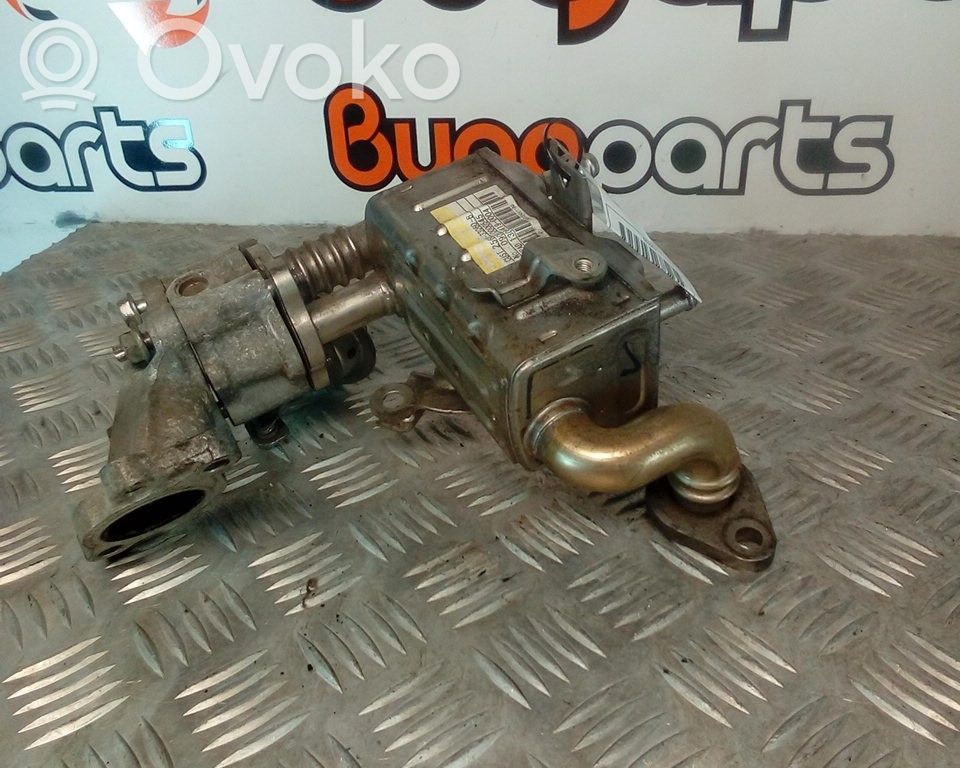 Toyota Yaris Refrigerador de la válvula EGR 