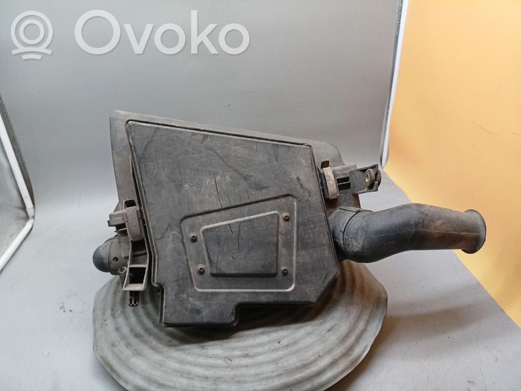 Oro filtro dėžė   30855927,MB957382,MR224493