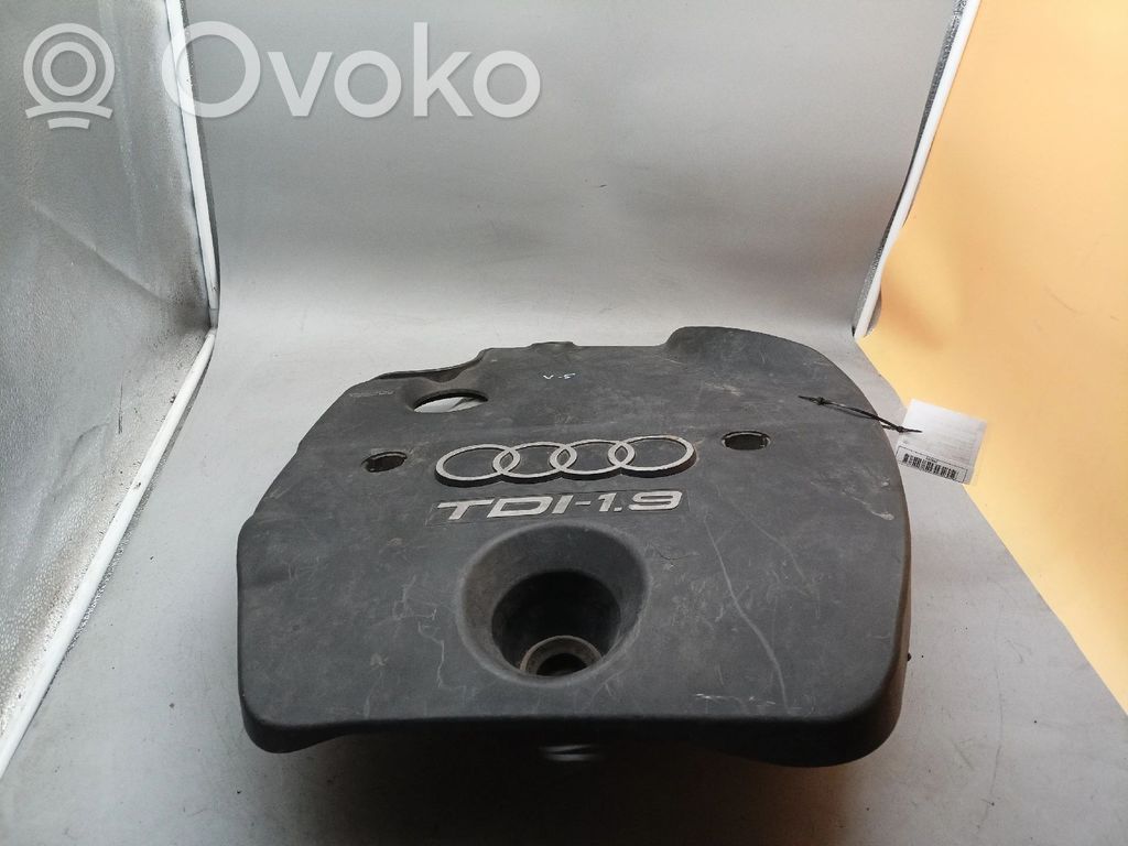 Audi A4 S4 B6 8E 8H Osłona górna silnika 