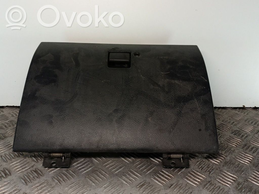 Opel Frontera B Handschuhfach 