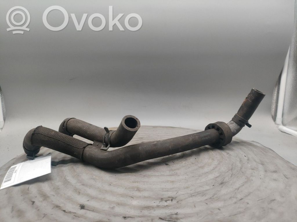 Coolant pipe/hose   038121086F