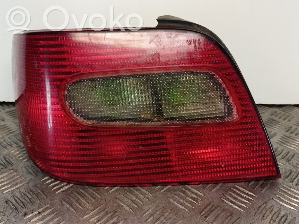 Tailgate rear/tail lights   2534