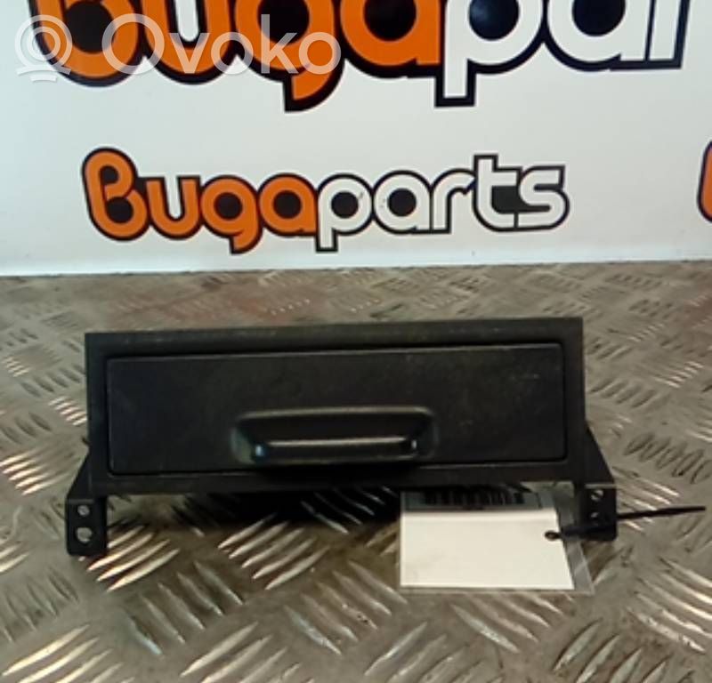 Car ashtray   68475