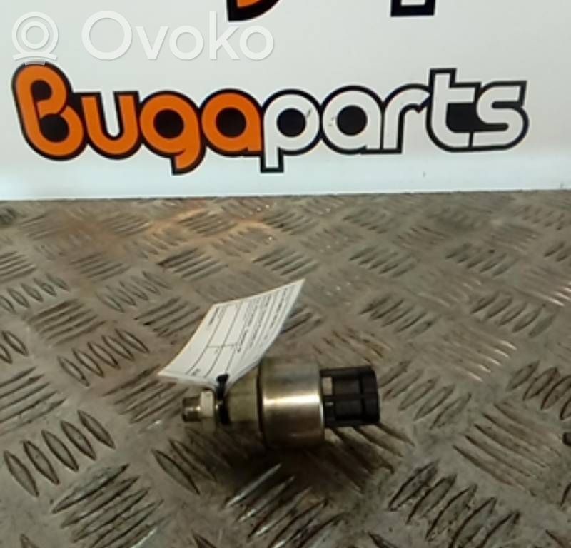 Ilmastointilaitteen putki (A/C)   544274000