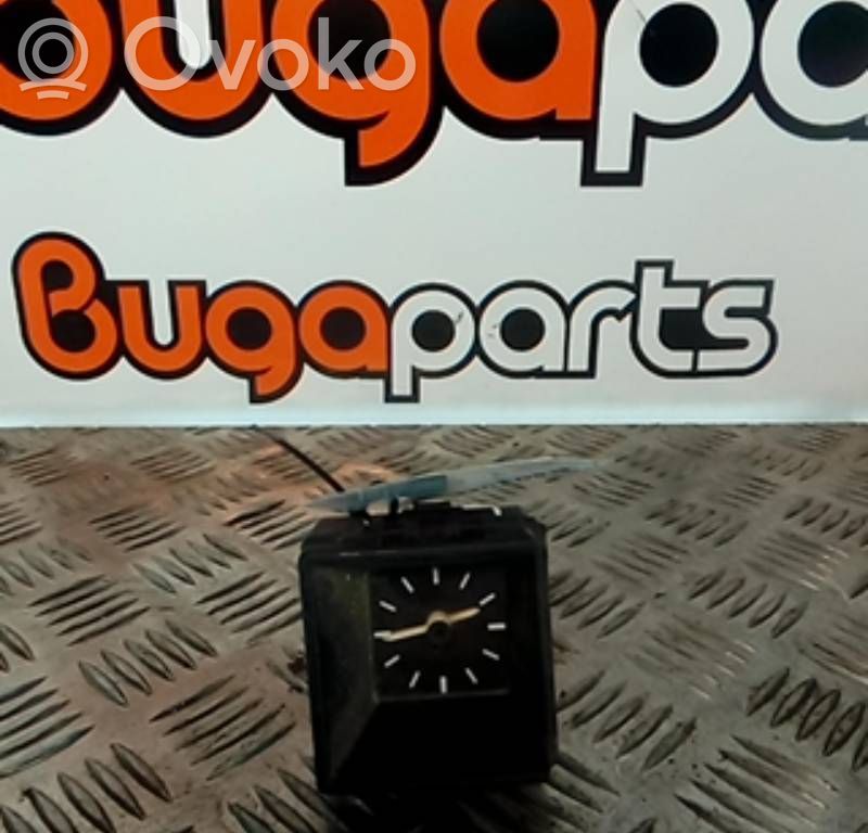Opel Corsa A Clock 