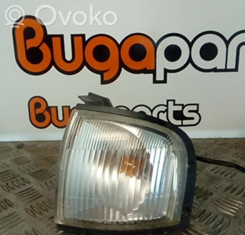 Mazda B series UN Blinker vorne Stoßstange 