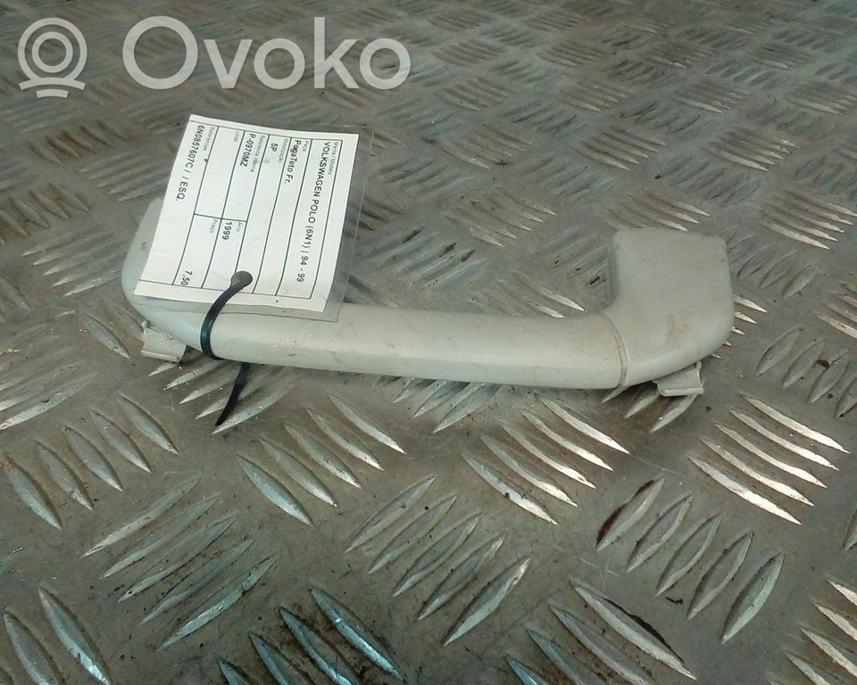 Volkswagen Polo III 6N 6N2 6NF Rankenėlė atidarymo vidinė 