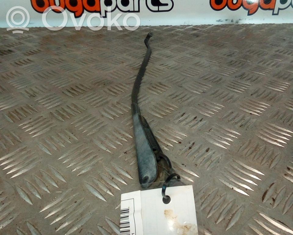 Opel Astra F Front wiper blade arm 