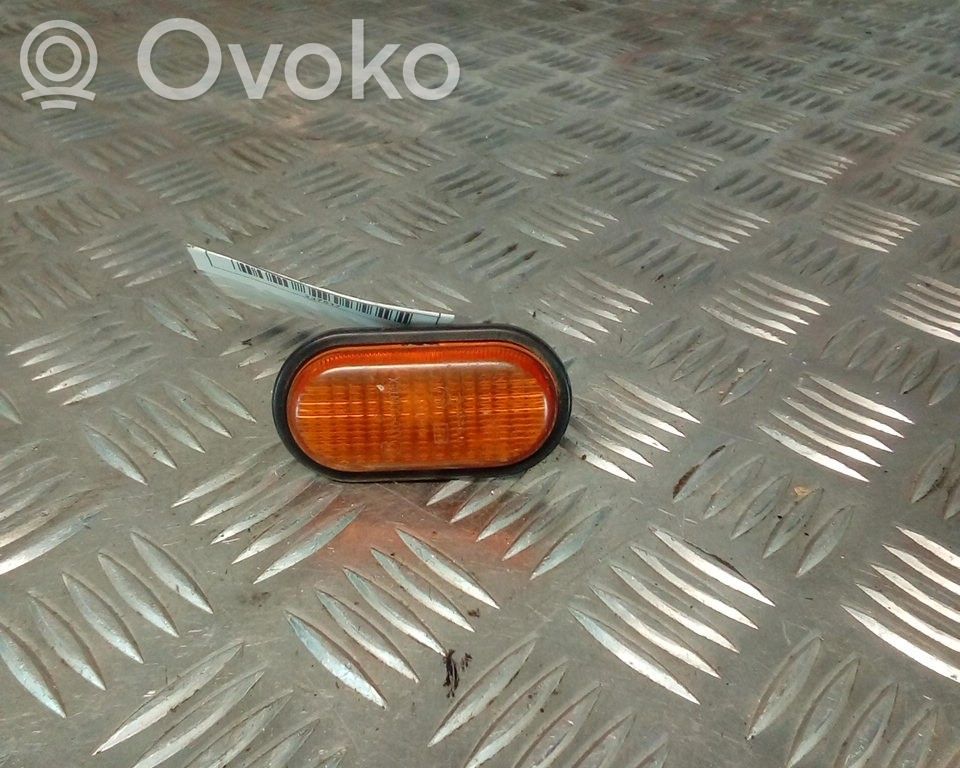 Renault Clio I Blinker vorne Stoßstange 