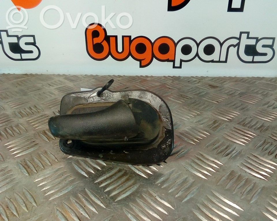 Opel Corsa B Front door exterior handle/bracket 