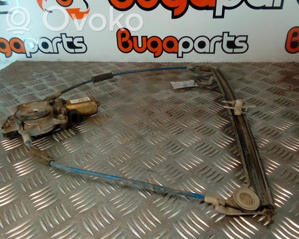 Fiat Punto (176) Mecanismo para subir la puerta delantera sin motor 