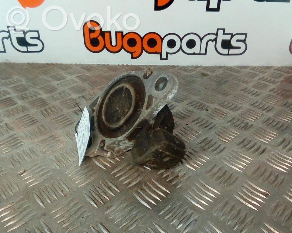 Renault Kangoo I Engine mount bracket 