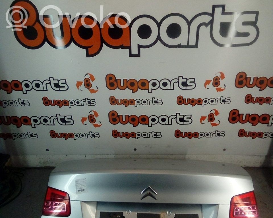 Aizmugurējais pārsegs (bagāžnieks)   MALA
