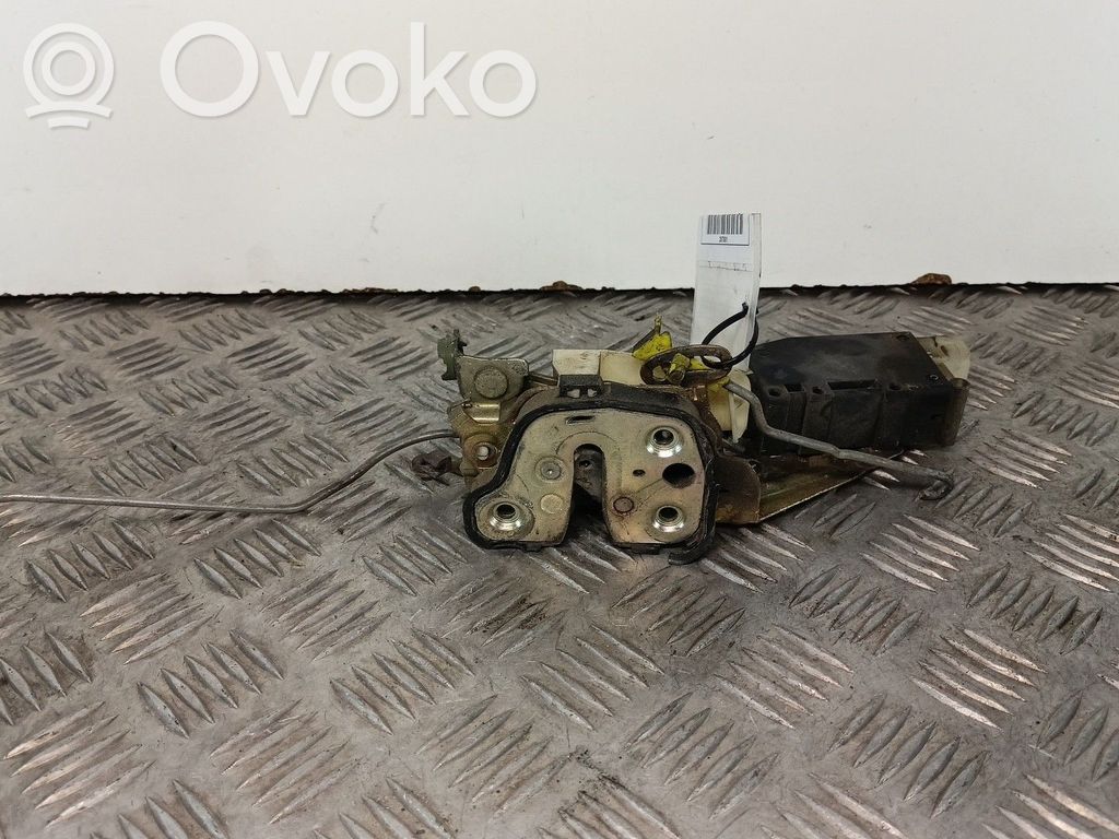 Priekinė durų spyna   90493702,1101215,6053283PORTAS