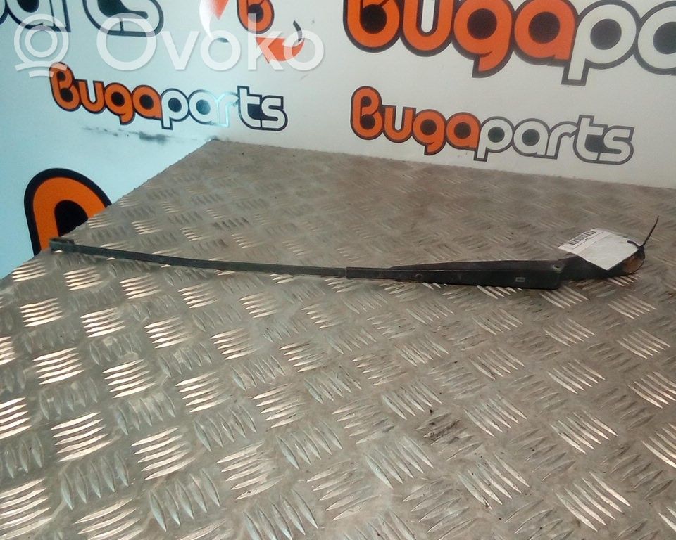 Fiat Punto (176) Front wiper blade arm 