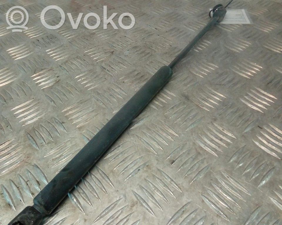 Volkswagen Polo III 6N 6N2 6NF Tailgate/trunk strut/damper 