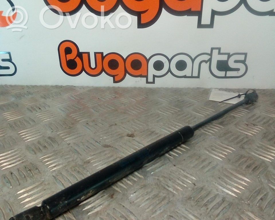 Volkswagen Polo III 6N 6N2 6NF Tailgate/trunk strut/damper 