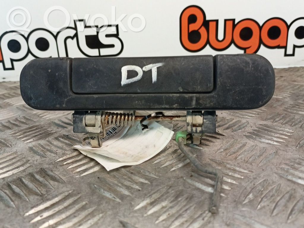 Nissan Primera Manecilla externa puerta trasera 