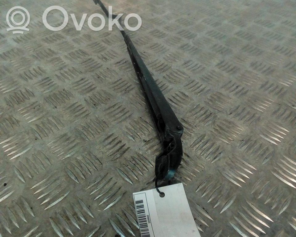 Front wiper blade arm   8509,BOSCH