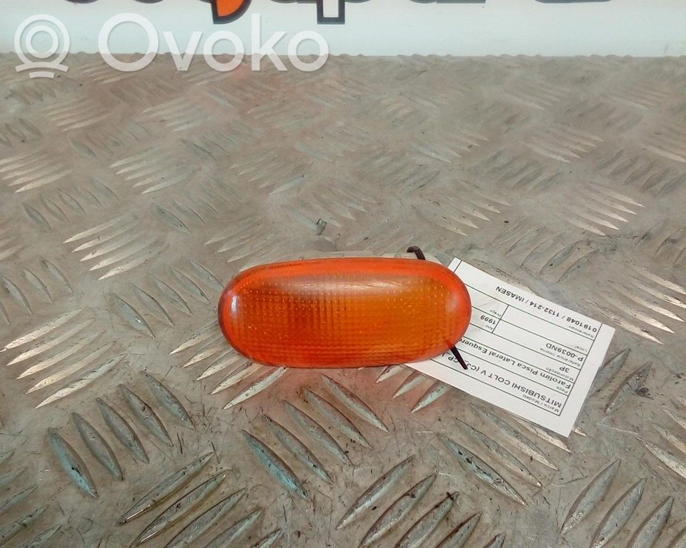 Mitsubishi Colt Blinker vorne Stoßstange 