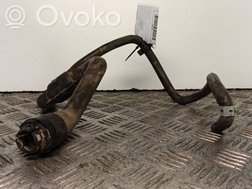Coolant pipe/hose   9129558