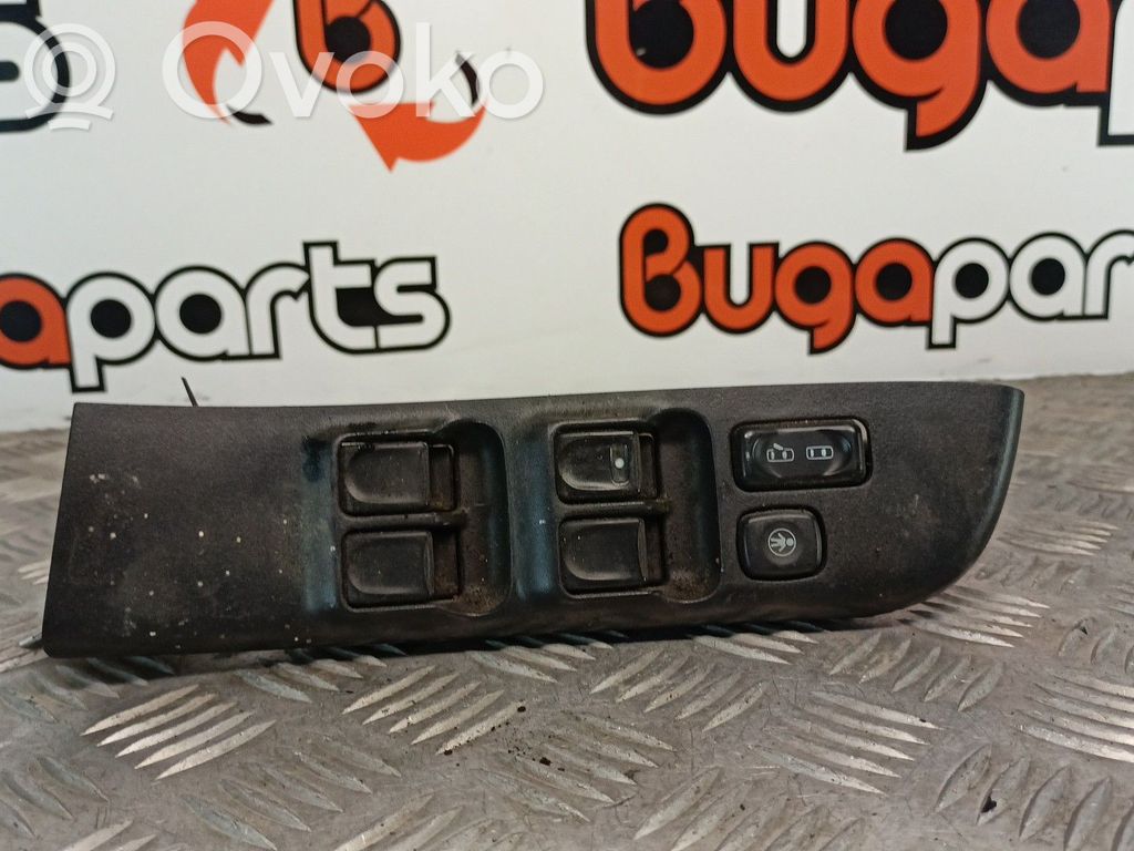 Electric window control switch   8971696642