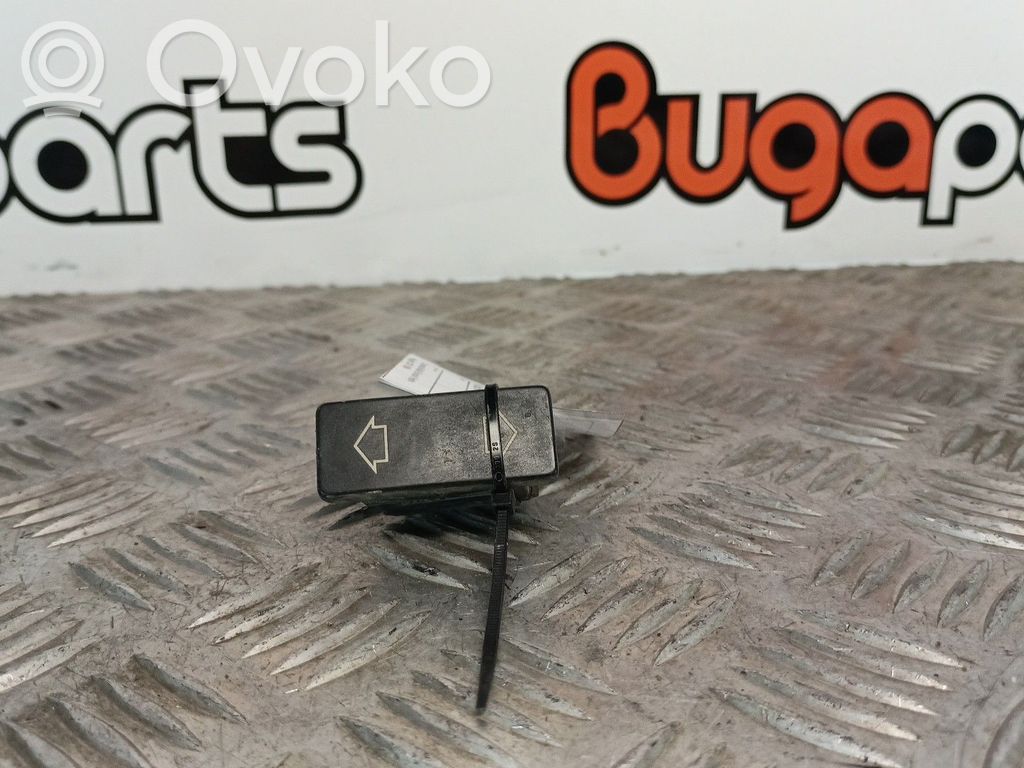 Peugeot 205 Elektrinių langų jungtukas 
