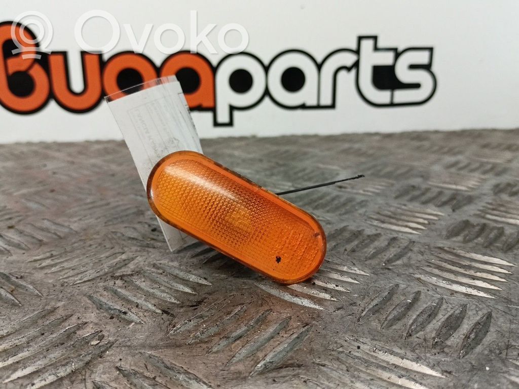 Etupuskurin suuntavilkku   50687