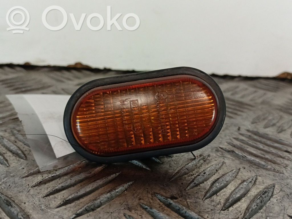 Renault Clio I Posūkis priekinio bamperio 