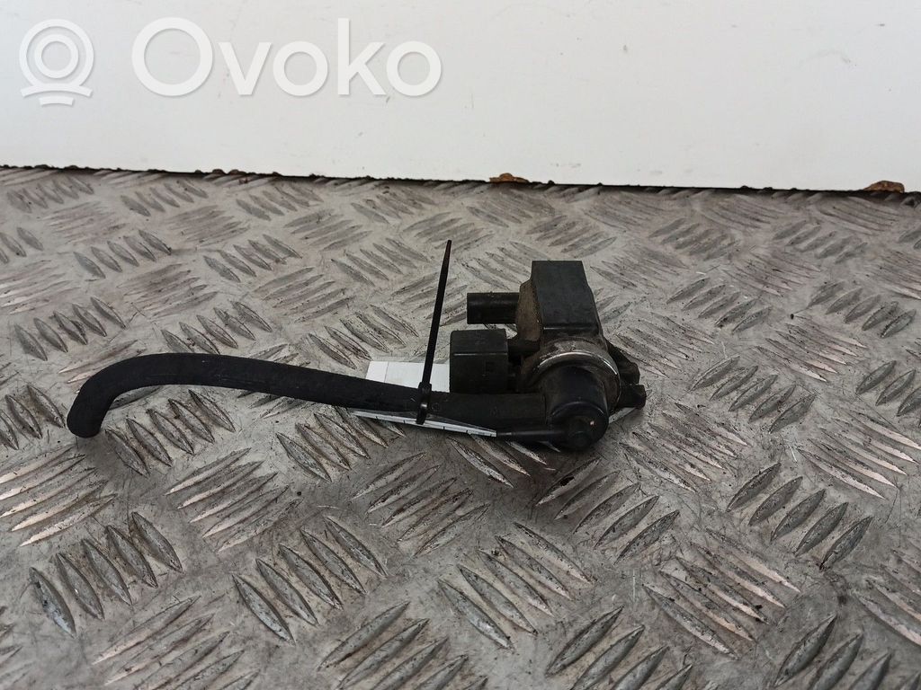 Solenoīda vārsts   A0051535528,05T238,70078200