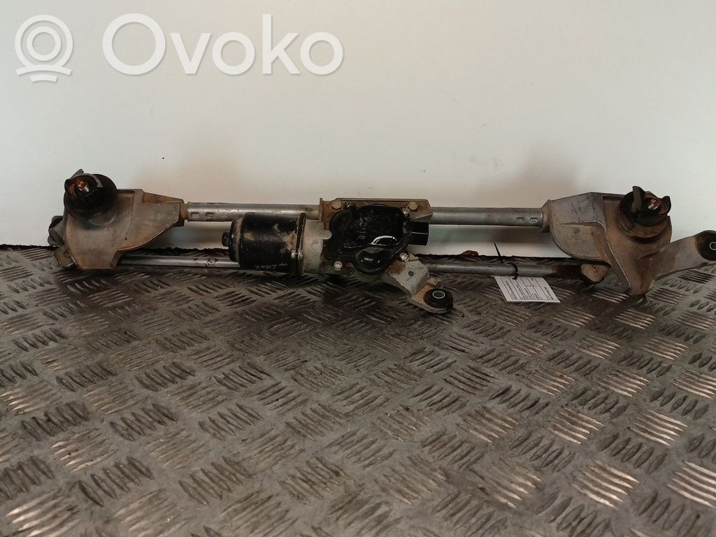 Nissan NP300 Moteur d'essuie-glace 