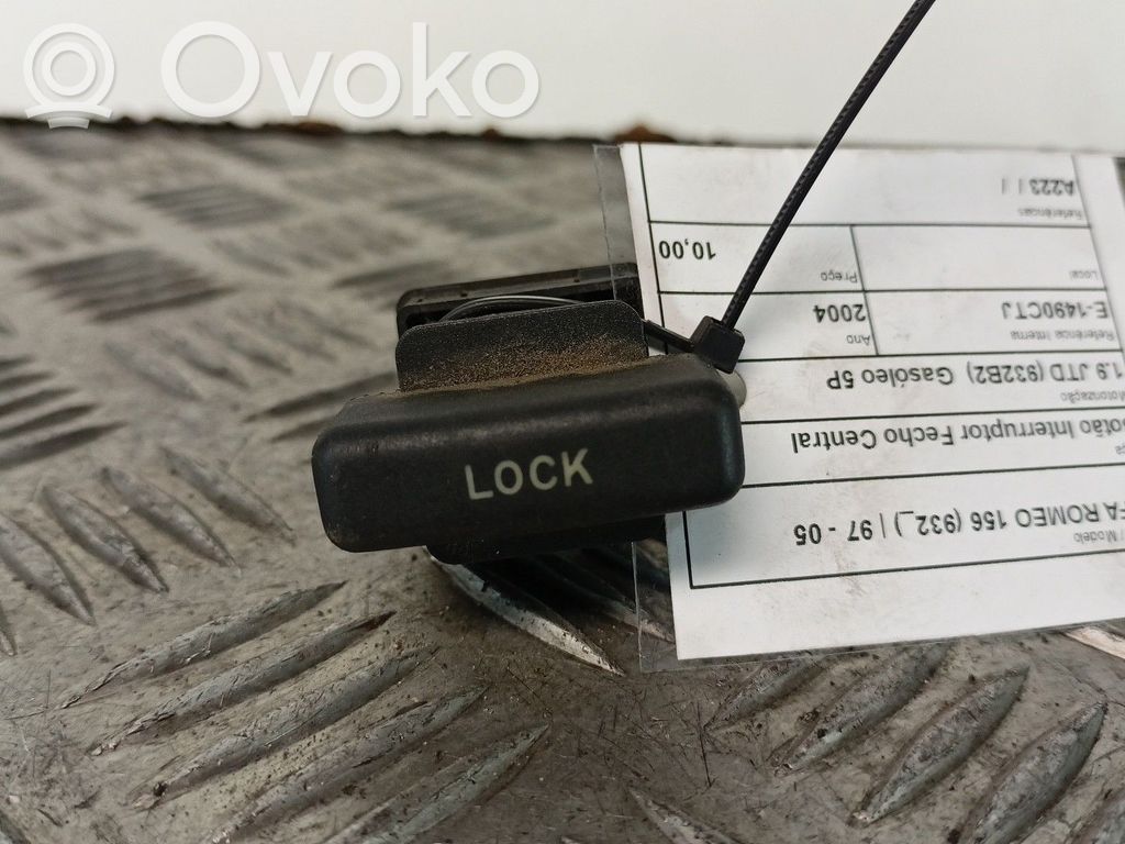 Central locking switch button   A223