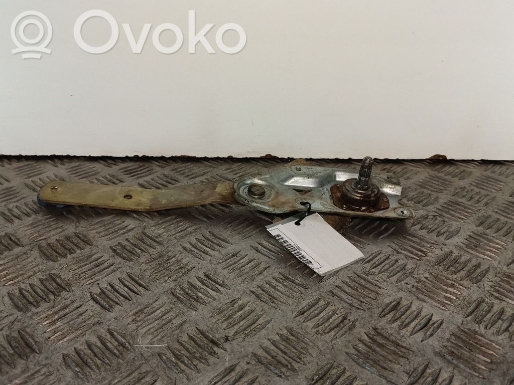 Ford Fiesta Rear window lifting mechanism without motor 
