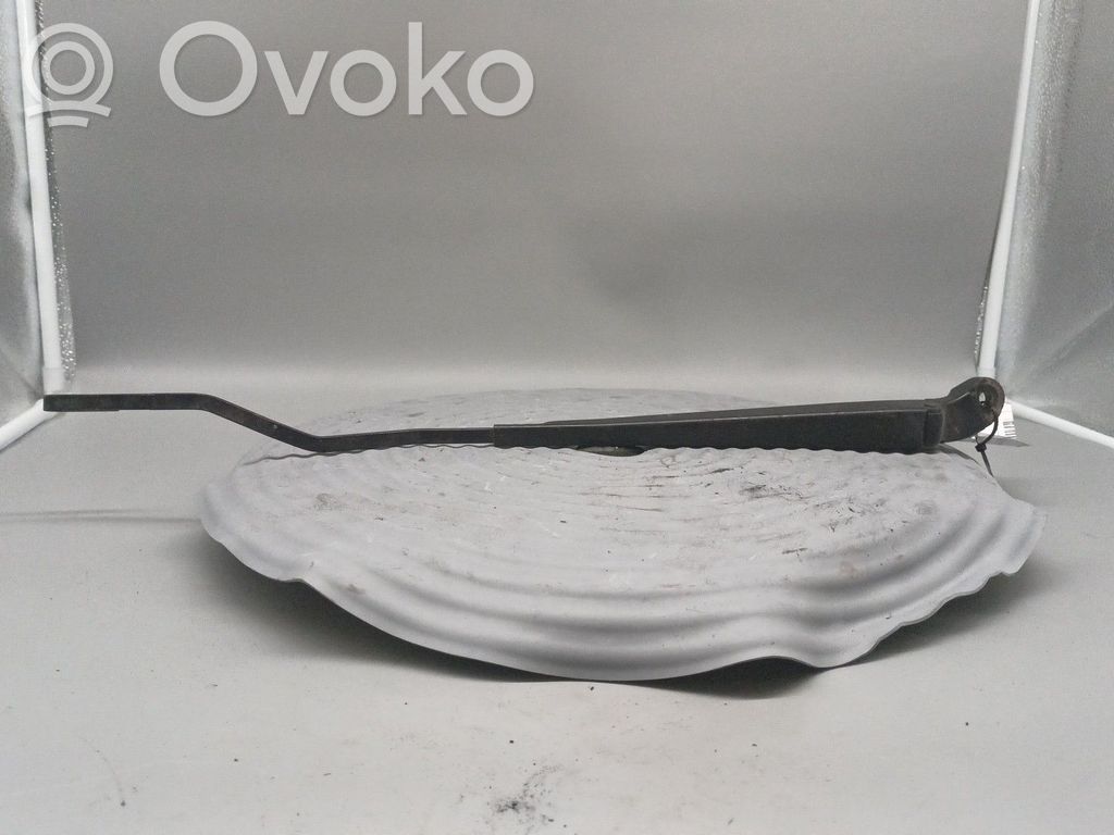 Citroen Xsara Front wiper blade arm 