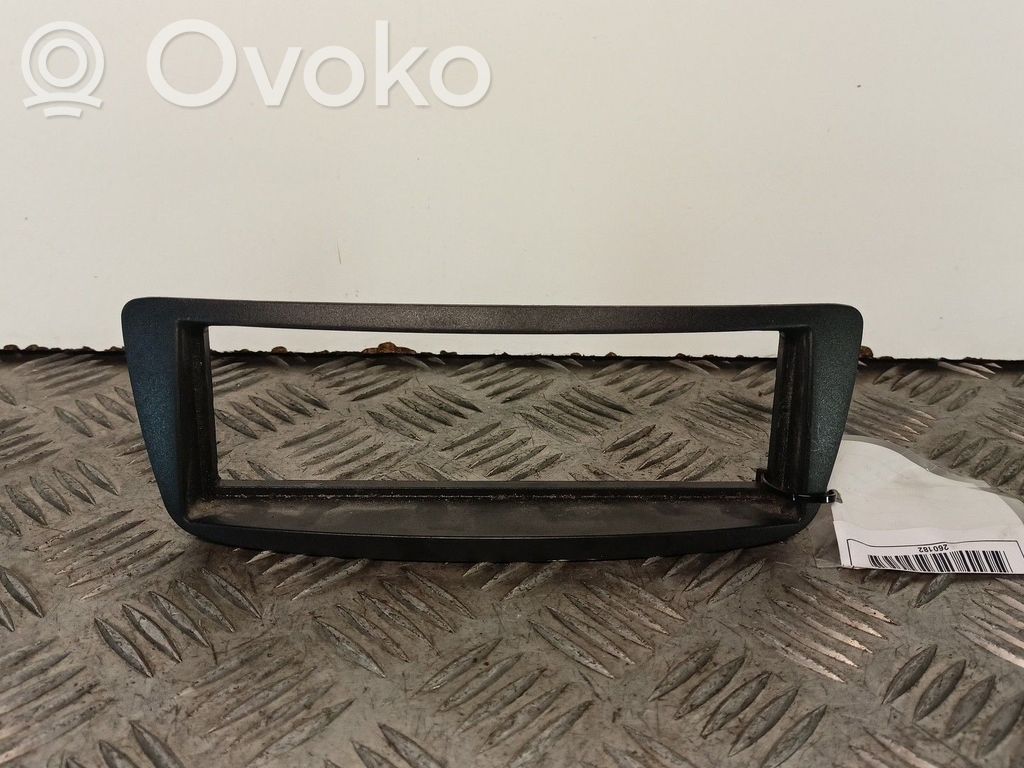 Citroen C1 Radio/GPS head unit trim 