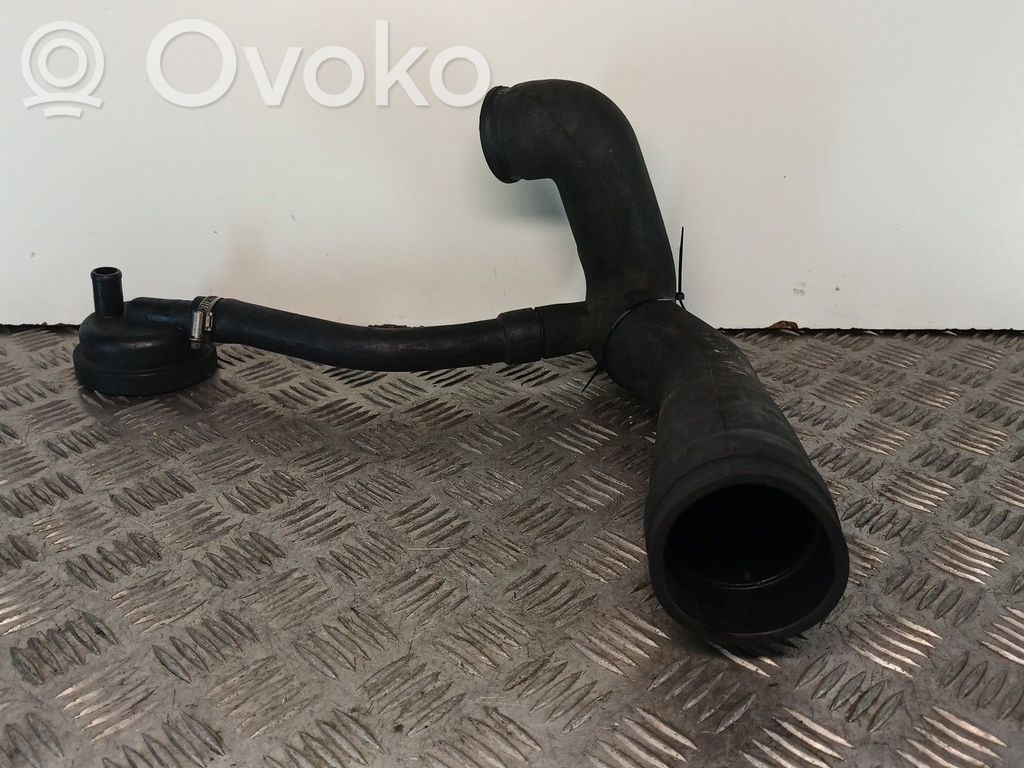 Rura / Wąż dolotowy powietrza turbiny   191129627AS,16TD