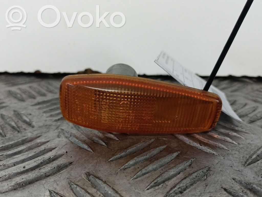 Mitsubishi Space Star Blinker vorne Stoßstange 