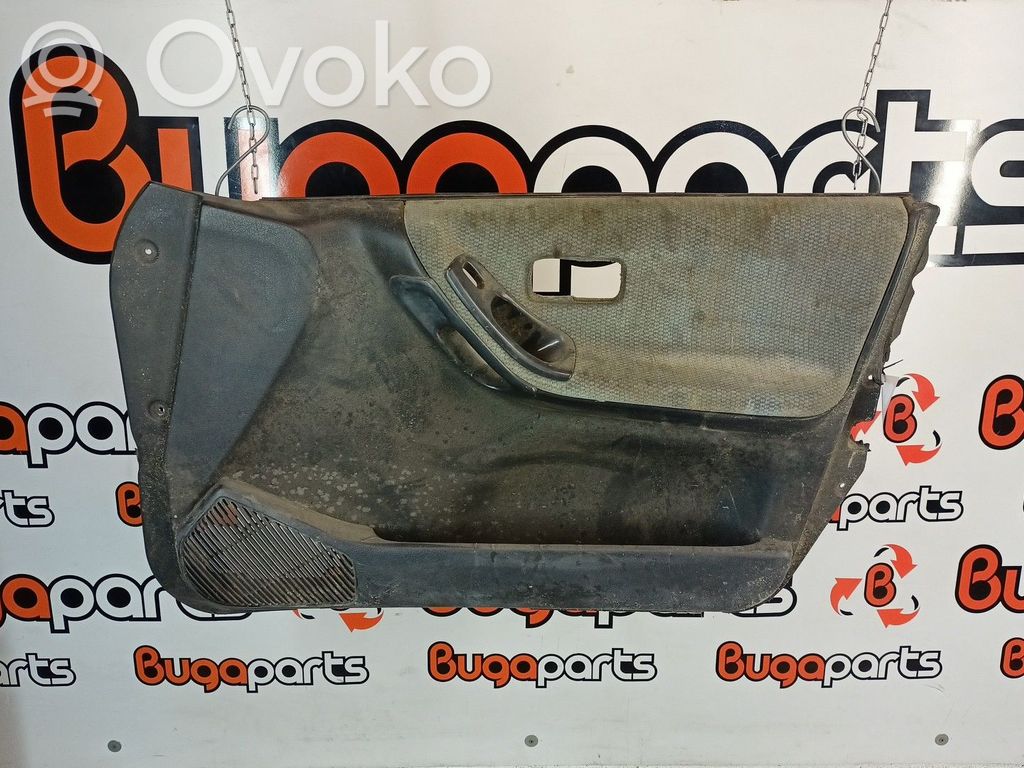 Nissan Sunny Garniture de panneau carte de porte avant 