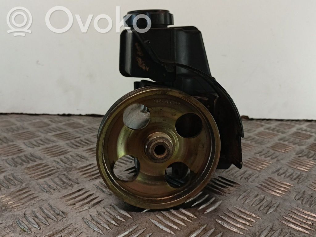 Ohjaustehostimen pumppu   9659783180