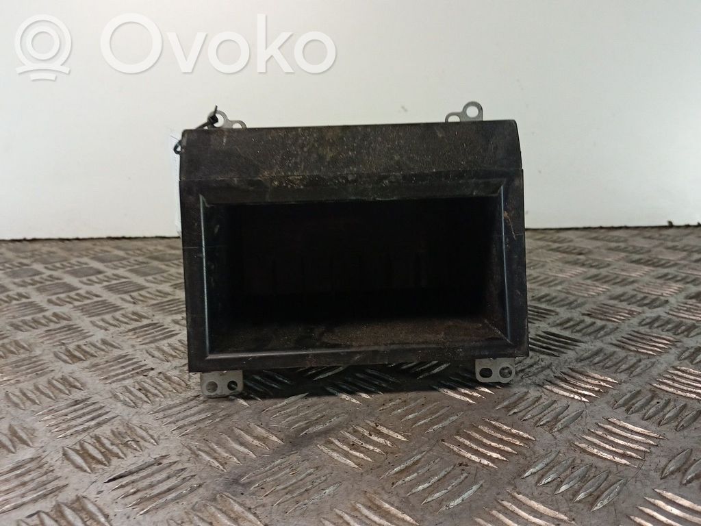 Toyota Corolla Verso E121 Daiktadėžė 