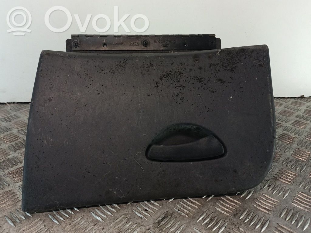Ford Focus Handschuhfach 