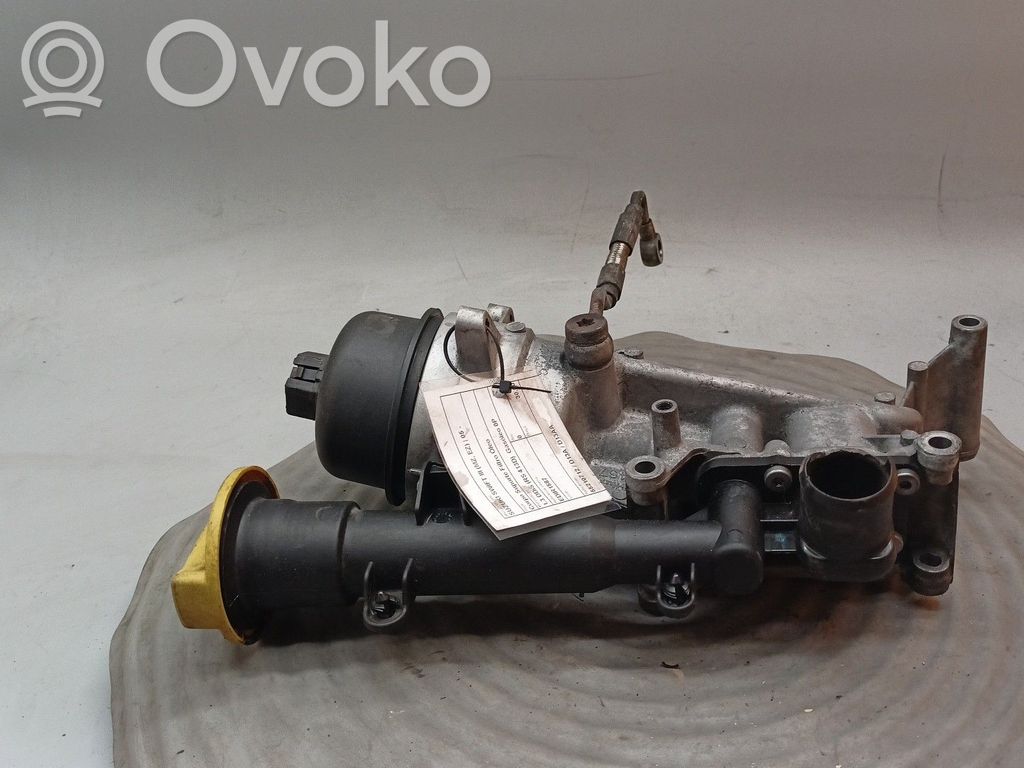 Suzuki Swift I Öljynsuodattimen kannake 