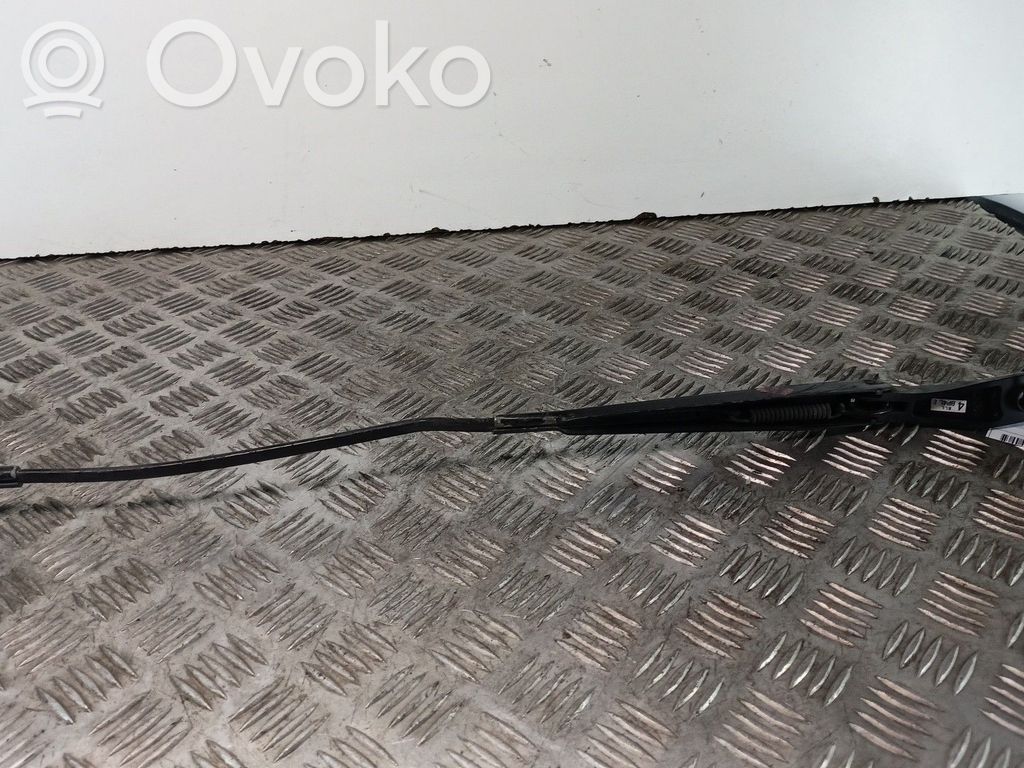 Mazda 3 I Etupyyhkimen sulan varsi 