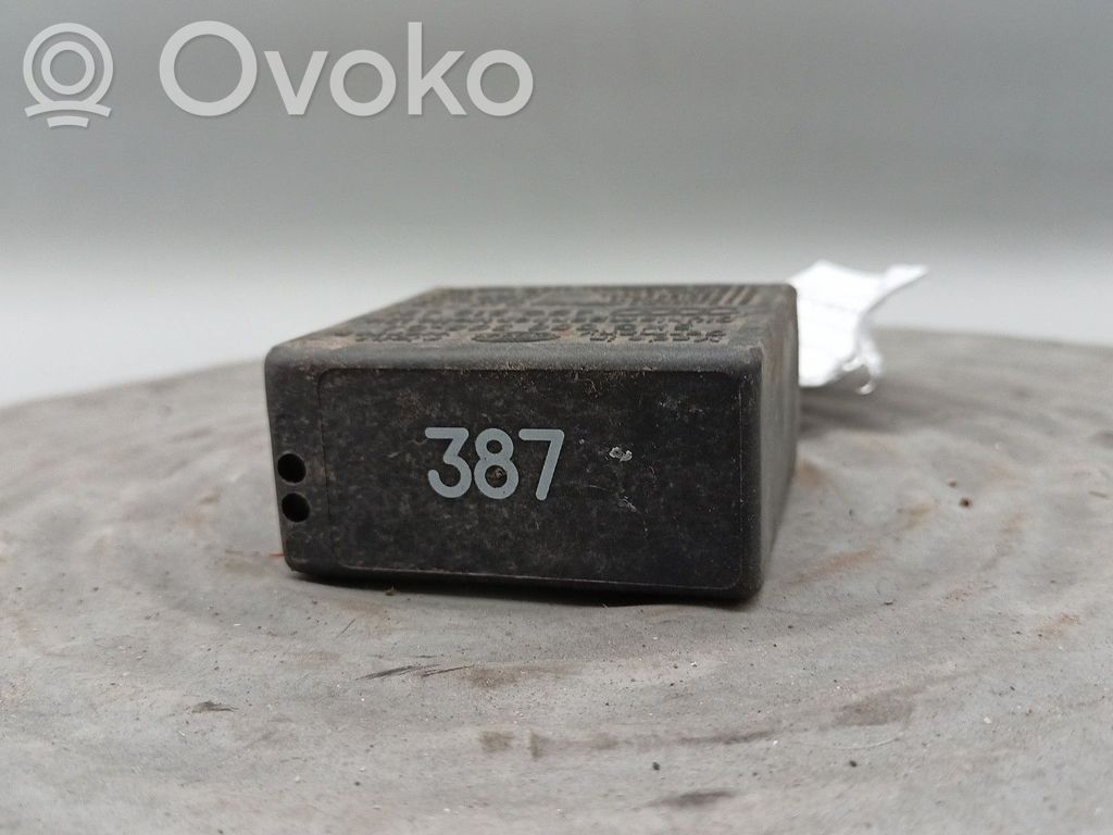SAM vadības bloks   4B0919471