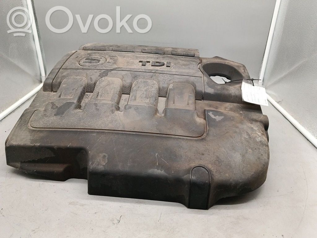 Motorabdeckung   04L103954